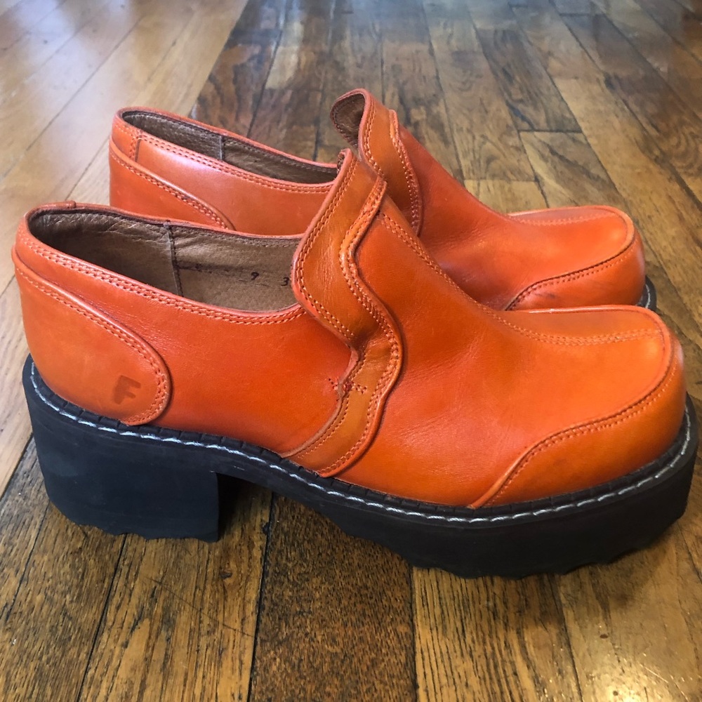 rare 🧡John Fleuvog orange leather platforms